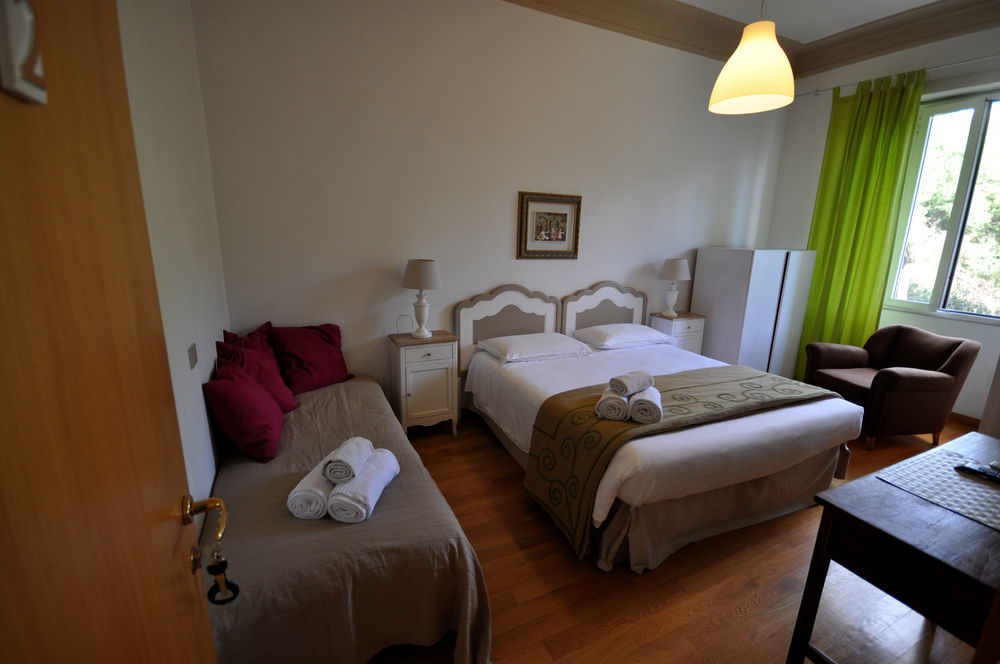 Le Suites Di Tevere Home 로마 외부 사진